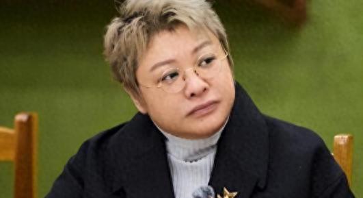 2026世界杯投注登录入口-贪污上亿、假慈善？这次当众闹“笑话”的韩红，揭开了李湘的体面